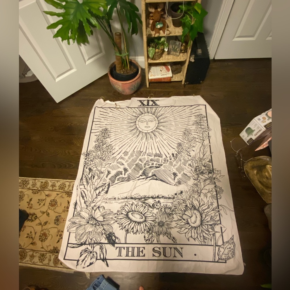 Sun tapestry